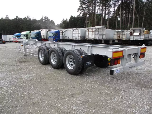 予備検査付(R3) 40FT3軸コンテナシャシ 3軸リーフサス 積載30,480㎏の画像6