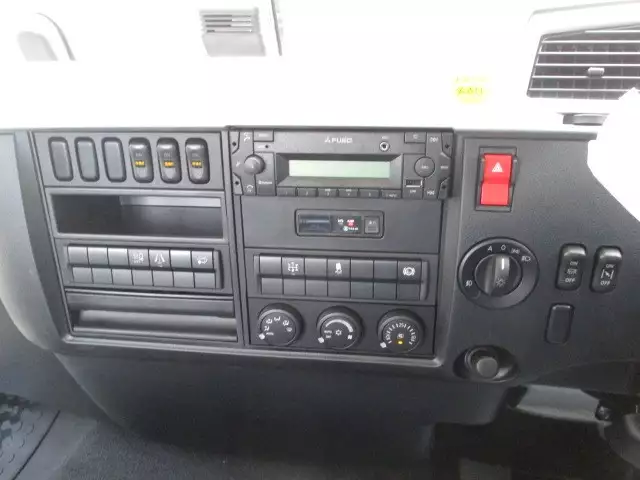 令和03年03月中古中型三菱ふそう三菱の画像40