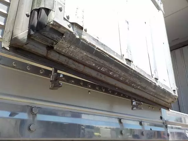 平成28年04月中古大型冷凍バン・ウィング三菱ふそう三菱の画像12