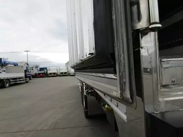 平成27年11月中古大型冷凍バン・ウィング日野日野の画像16