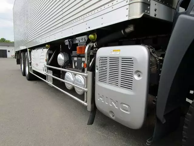 平成27年11月中古大型冷凍バン・ウィング日野日野の画像9