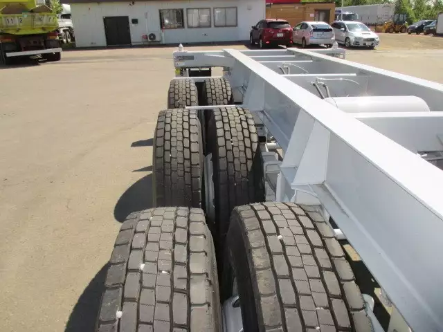 【予備権付:令和3年7月13日まで】未使用車 東邦 40FT3軸コンテナシャシ リーフサス 積載:30,480kg 第五輪:10,760kg以上の画像12