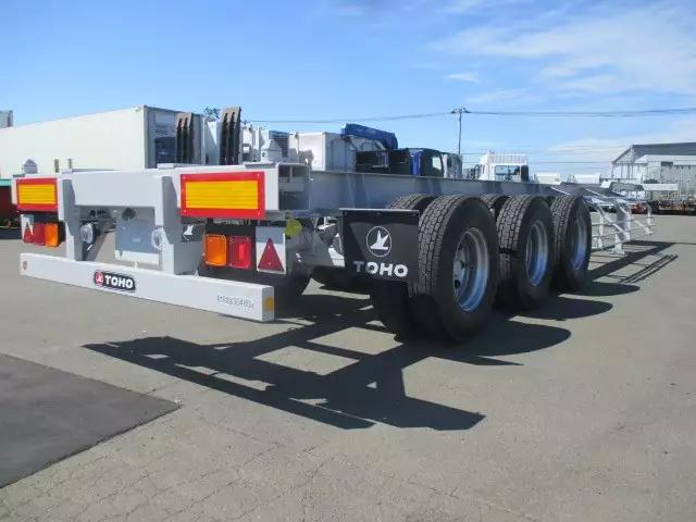 【予備権付:令和3年7月13日まで】未使用車 東邦 40FT3軸コンテナシャシ リーフサス 積載:30,480kg 第五輪:10,760kg以上の画像4