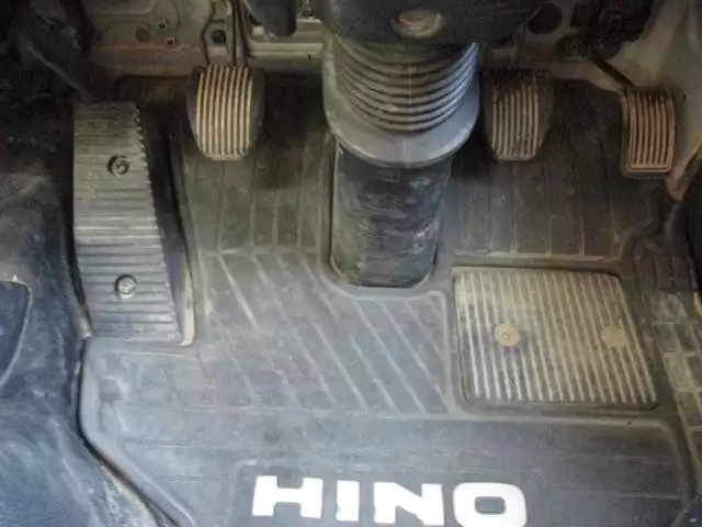 平成26年02月中古中型日野日野の画像33