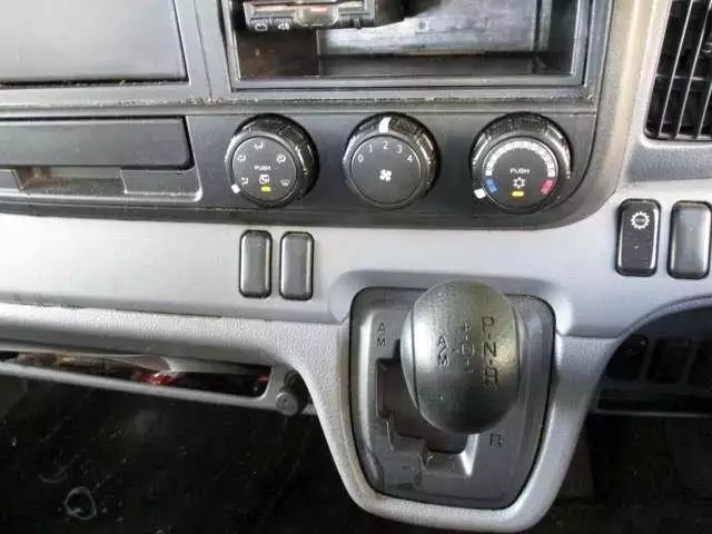 平成28年06月中古中型日産日産の画像34