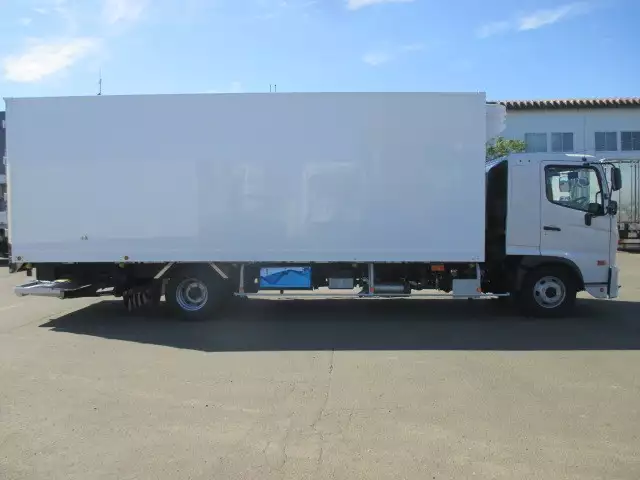 令和03年06月中古中型冷凍バン・ウィング日野日野の画像4