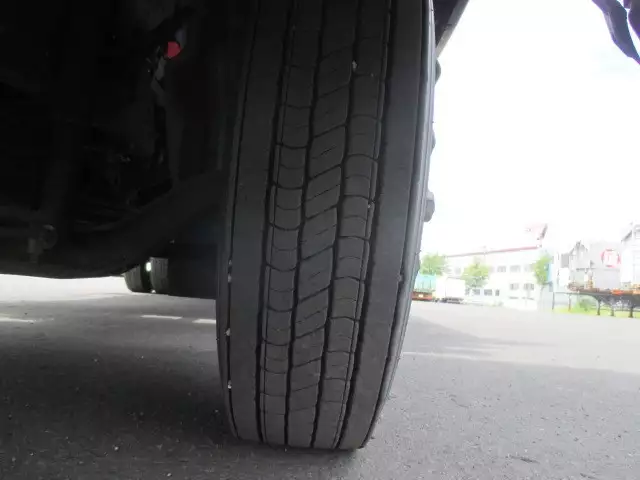 平成27年12月中古大型日産UDUDトラックスの画像22