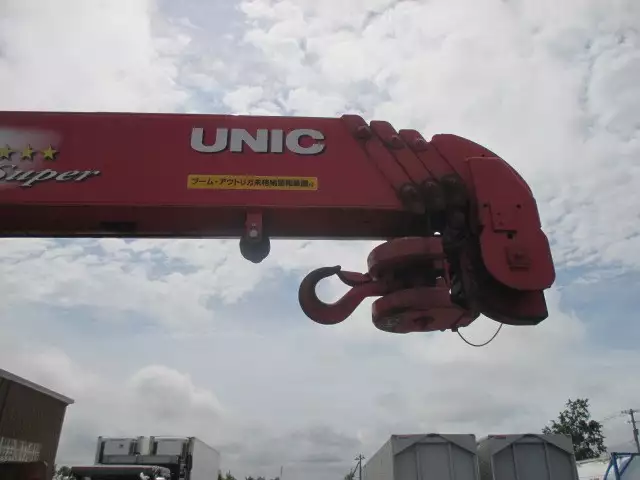 平成27年12月中古大型日産UDUDトラックスの画像35