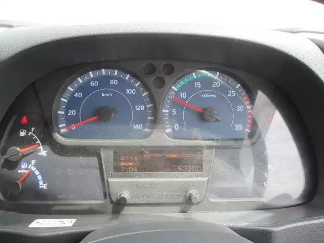 平成27年12月中古大型日産UDUDトラックスの画像37