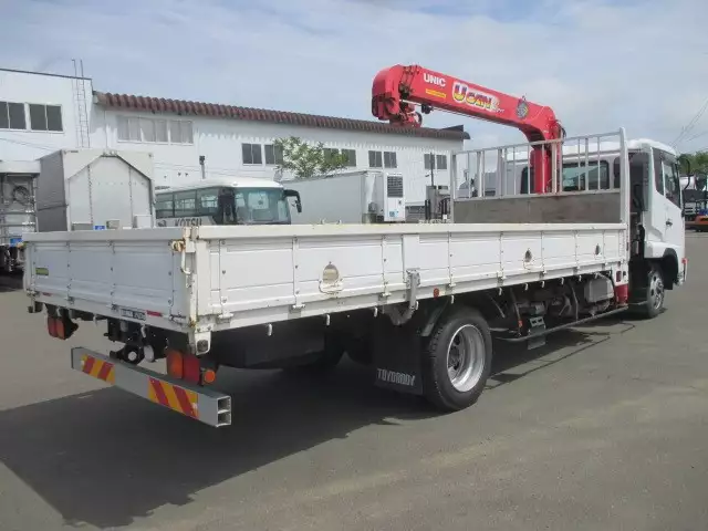 平成27年12月中古大型日産UDUDトラックスの画像5