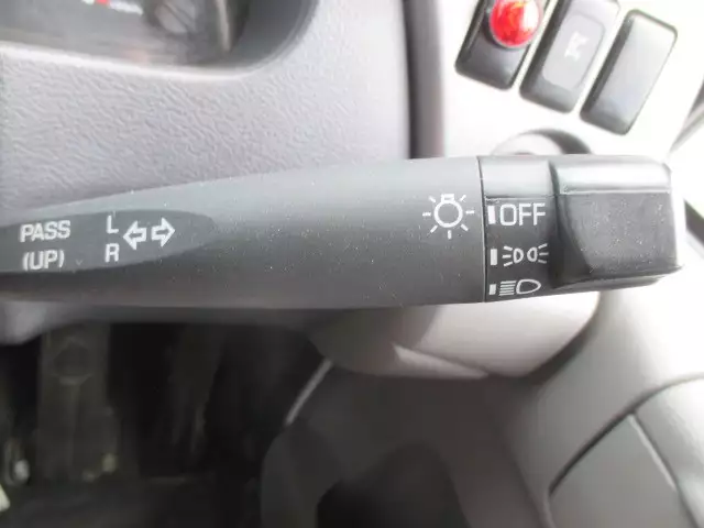 平成27年12月中古大型日産UDUDトラックスの画像43