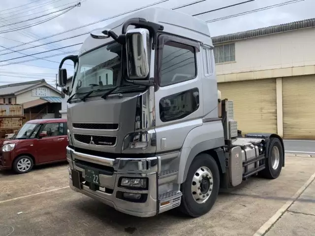 平成28年06月中古大型トラクタヘッド三菱ふそうスーパーグレートの画像1