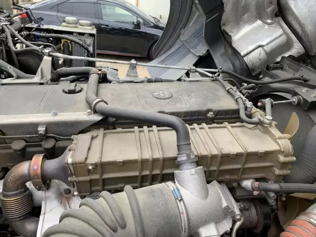 平成28年06月中古大型トラクタヘッド三菱ふそうスーパーグレートの画像13