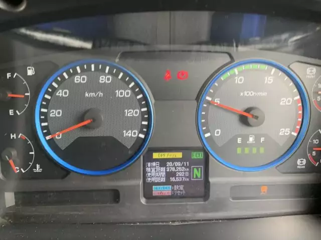 平成28年06月中古大型トラクタヘッド三菱ふそうスーパーグレートの画像16