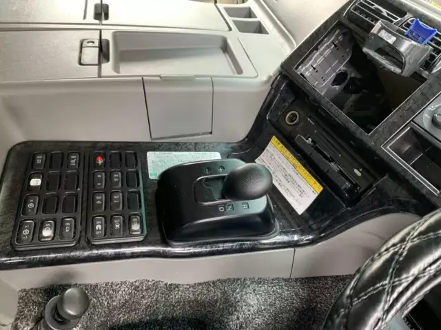 平成28年06月中古大型トラクタヘッド三菱ふそうスーパーグレートの画像19