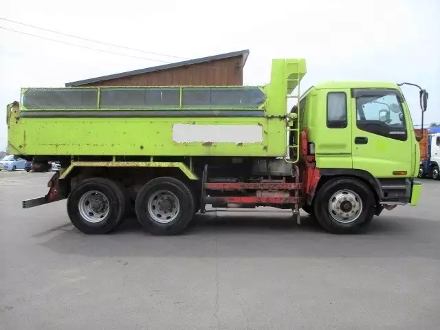 平成11年10月中古大型いすゞギガの画像4