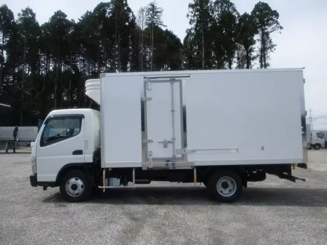 令和03年05月中古中型冷凍バン・ウィング三菱ふそう三菱の画像8