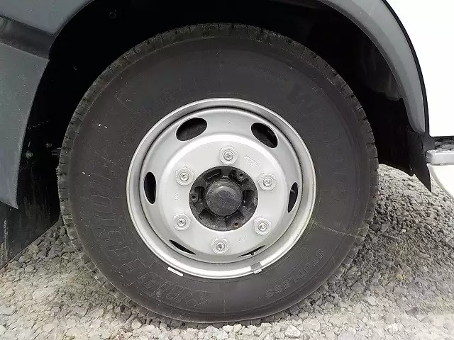 平成29年09月中古中型冷凍バン・ウィング日野レンジャーの画像8