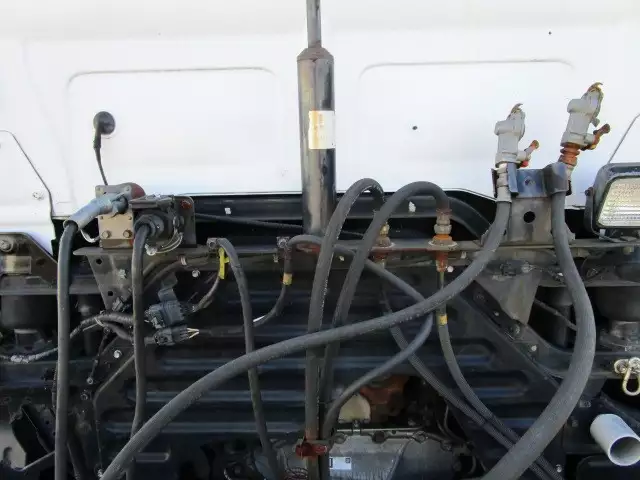 平成18年05月中古小型トラクタヘッド日野プロフィアの画像13