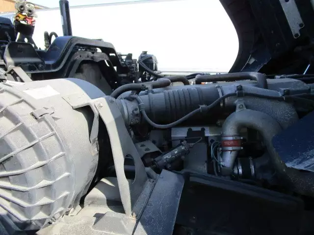 平成18年05月中古小型トラクタヘッド日野プロフィアの画像17