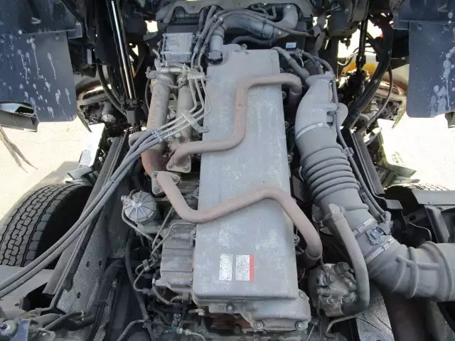 平成18年05月中古小型トラクタヘッド日野プロフィアの画像18