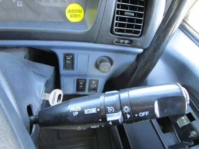 平成18年05月中古小型トラクタヘッド日野プロフィアの画像21