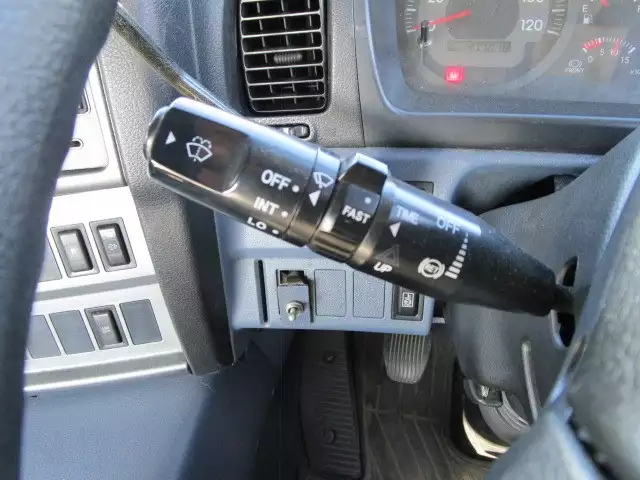 平成18年05月中古小型トラクタヘッド日野プロフィアの画像22