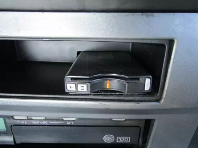 平成18年05月中古小型トラクタヘッド日野プロフィアの画像27