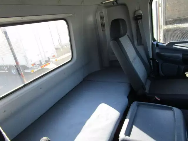 平成18年05月中古小型トラクタヘッド日野プロフィアの画像28