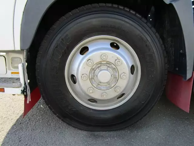 平成18年05月中古小型トラクタヘッド日野プロフィアの画像5