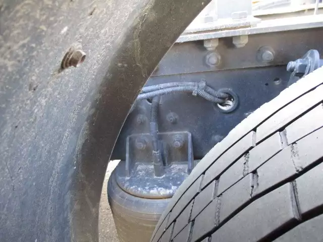 平成28年05月中古大型トラクタヘッド日産UDクオンの画像15