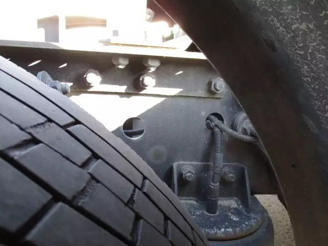 平成28年05月中古大型トラクタヘッド日産UDクオンの画像16