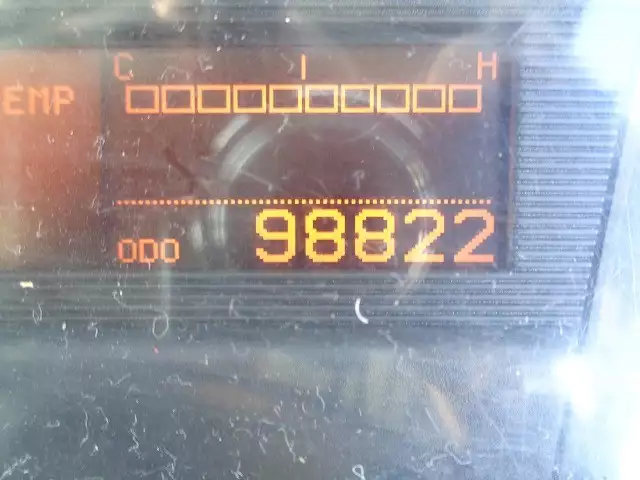 平成27年12月中古中型日産UDUDトラックスの画像2