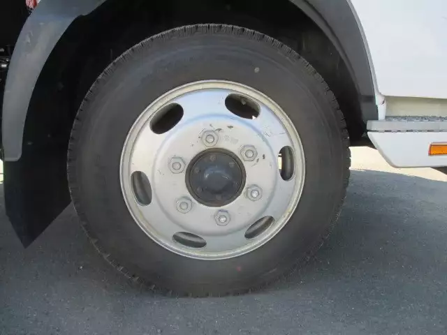 平成27年12月中古大型日産UDUDトラックスの画像17