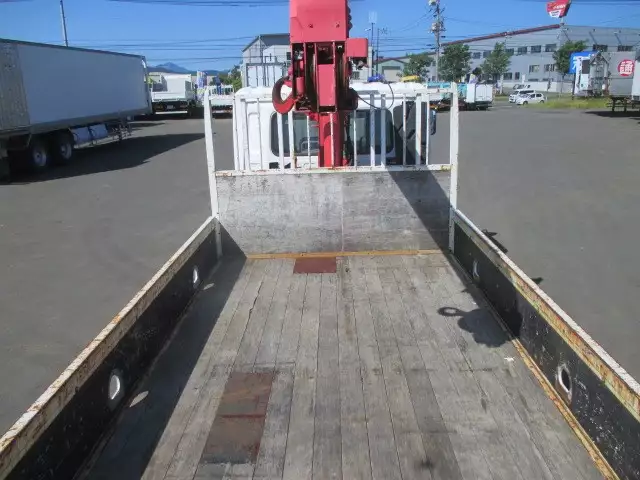 平成27年12月中古大型日産UDUDトラックスの画像20