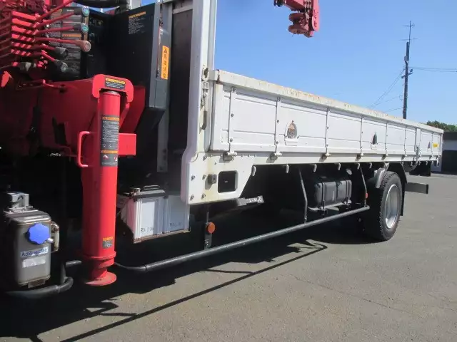 平成27年12月中古大型日産UDUDトラックスの画像9