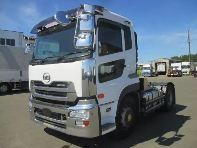 平成26年10月中古大型トラクタヘッド日産UDUDトラックスの画像1