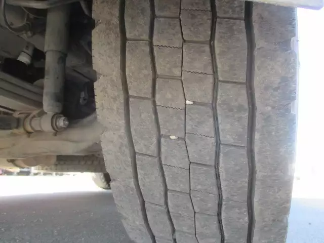 平成26年10月中古大型トラクタヘッド日産UDUDトラックスの画像14