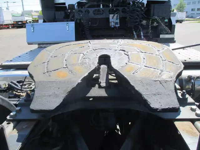 平成26年10月中古大型トラクタヘッド日産UDUDトラックスの画像18