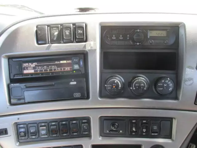 平成26年10月中古大型トラクタヘッド日産UDUDトラックスの画像35