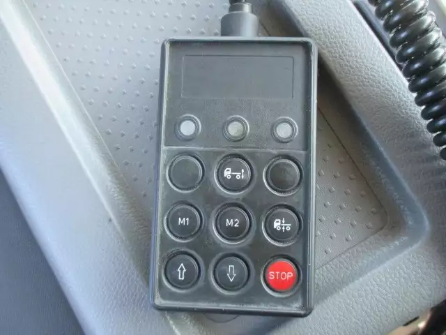 平成26年10月中古大型トラクタヘッド日産UDUDトラックスの画像41