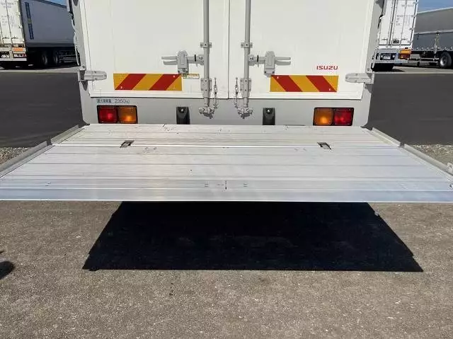 令和02年08月中古中型いすゞいすゞの画像12
