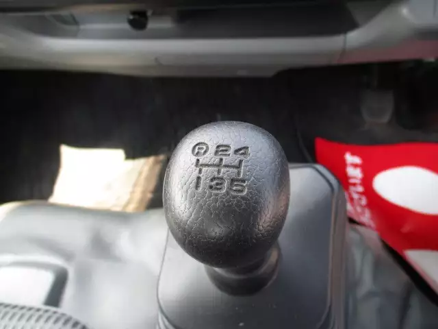 平成25年06月中古小型日野日野の画像32