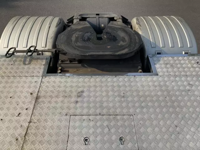 平成28年03月中古大型トラクタヘッドスカニアグリフィンモデルの画像11