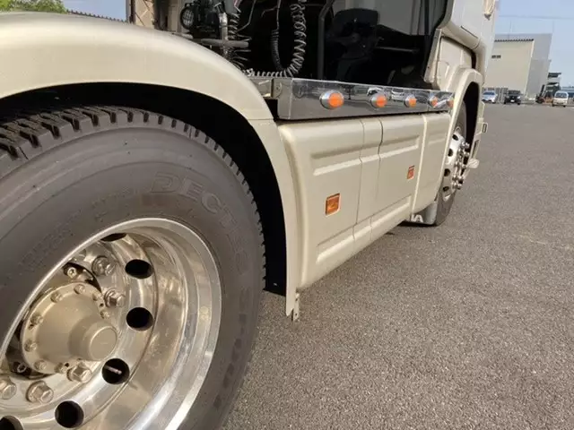 平成28年03月中古大型トラクタヘッドスカニアグリフィンモデルの画像10