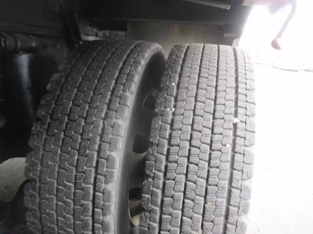 平成25年11月中古大型三菱ふそうスーパーグレートの画像12