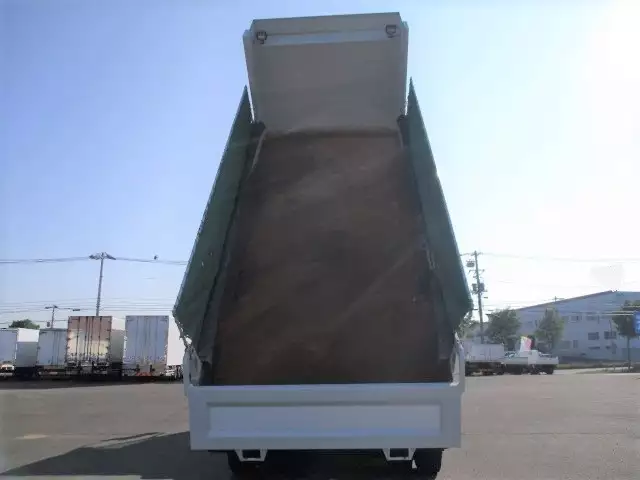 平成26年10月中古大型日産UDクオンの画像20