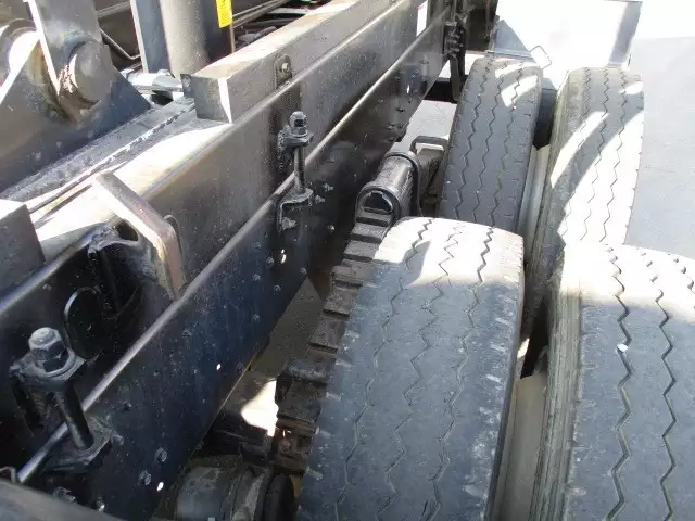 平成26年10月中古大型日産UDクオンの画像23