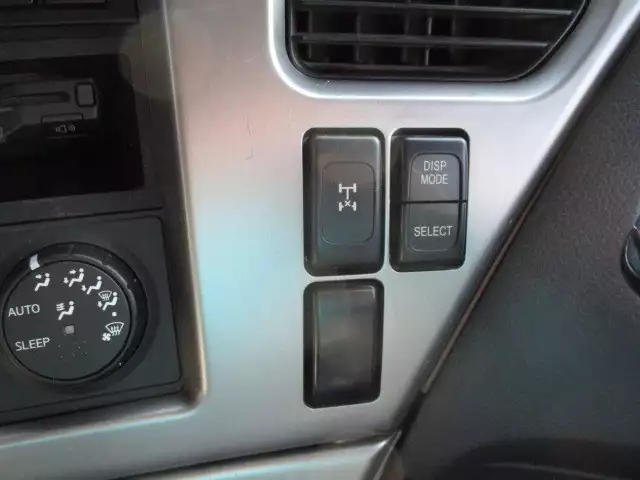 平成26年10月中古大型日産UDクオンの画像38