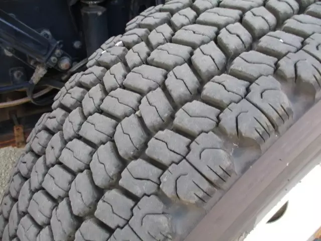 平成26年10月中古大型日産UDクオンの画像46